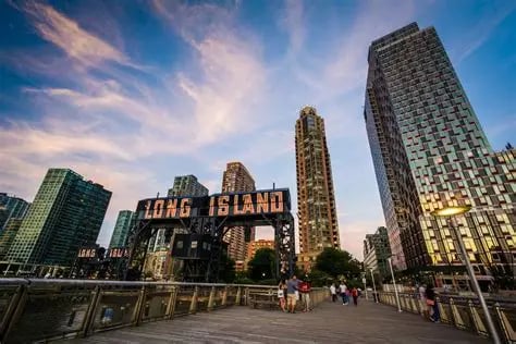 Long Island City, United States