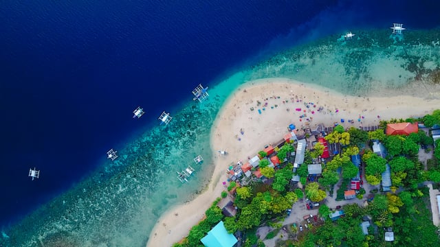 Oslob, Philippines